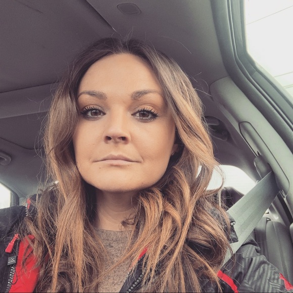 Meet your Posher, Stephanie - Picture 1 of 1